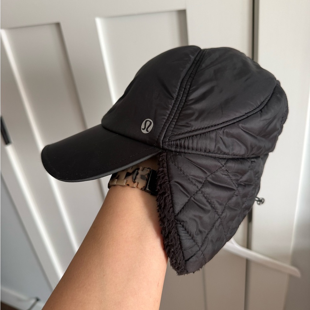 RARE Lululemon Black Quilted Winter Hat